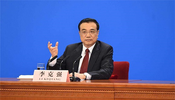 李克強(qiáng)主持召開國務(wù)院常務(wù)會(huì)議 部署進(jìn)一步優(yōu)化營(yíng)商環(huán)境等