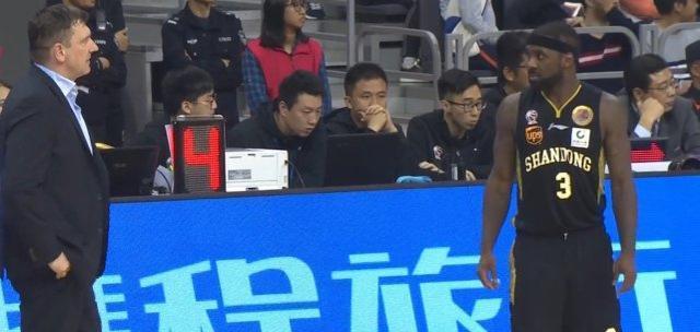 凱撒終“醒悟”棄用小丁重用勞森收奇效，這樣下去山東冠軍穩(wěn)了
