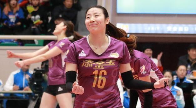 女排昔日MVP逆襲亮新絕技沖冠 郎平盼來(lái)新魏秋月？
