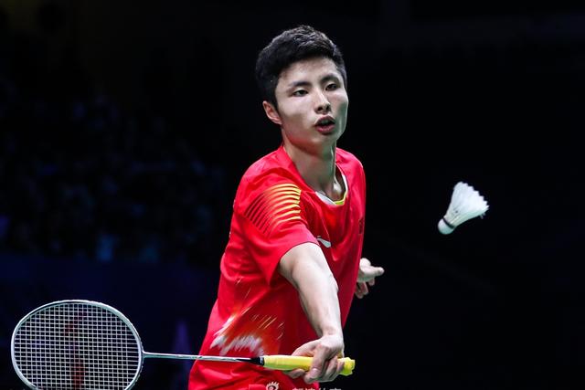 挑戰(zhàn)！國羽1號男單完勝日本人晉級8強，將與印尼一哥爭4強！