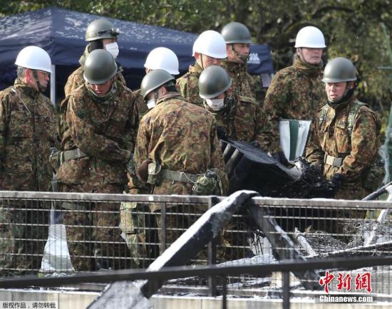 日防相視察自衛(wèi)隊駐地，民眾抗議：我們不需要彈藥庫