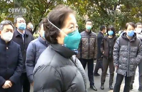 中央赴湖北指導(dǎo)組：寧可讓床等人 也不要讓人等床