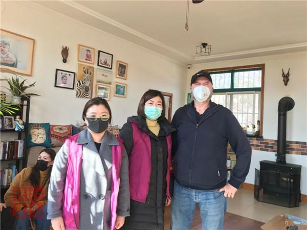 三位外國友人：在這里我們安心又溫暖