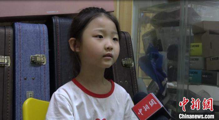 六歲南京吉他女孩引全球樂(lè)手線上合奏：天籟之聲擊退疫情灰暗