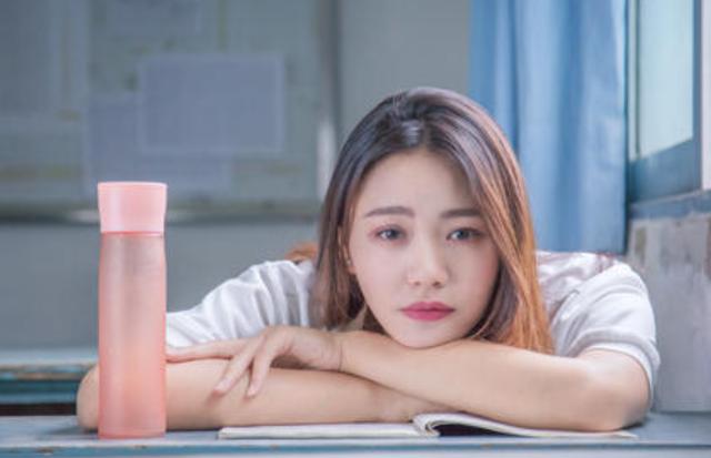 一本、二本、三本的畢業(yè)證和學位證有差別嗎？上面的印章是關鍵