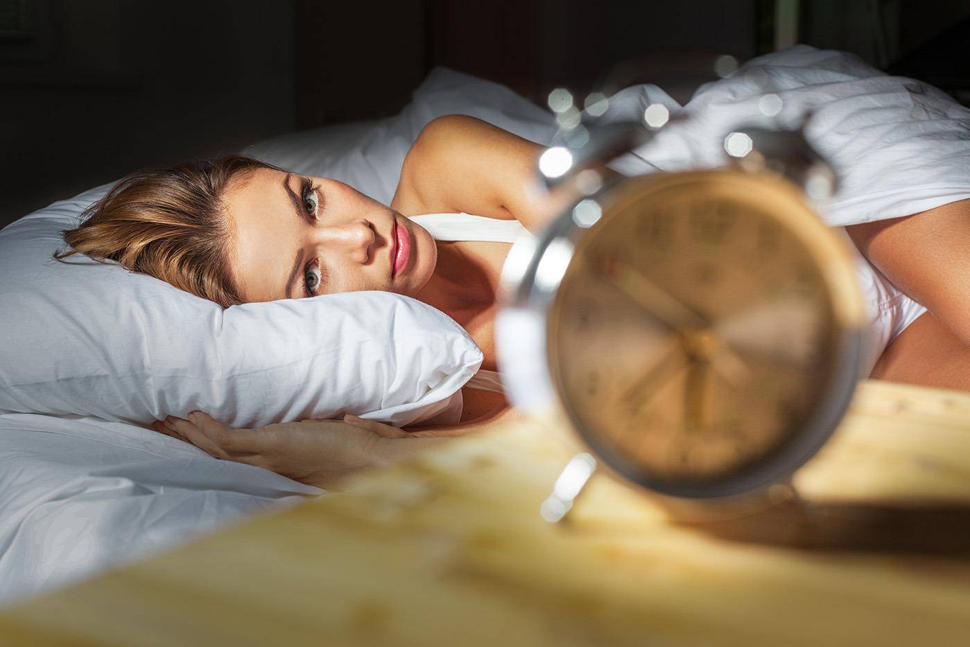 中年人睡眠不足6小時(shí)，或可導(dǎo)致癡呆風(fēng)險(xiǎn)增加！