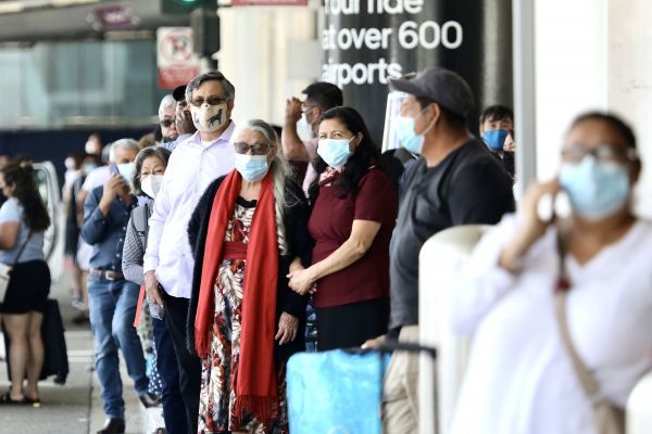 外媒：美國(guó)新冠病亡人數(shù)持續(xù)反彈