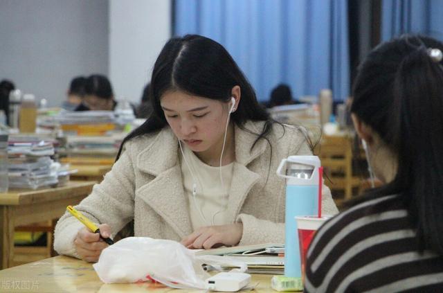 考研不選名校，考編不選鄉(xiāng)鎮(zhèn)”，過來人的忠告，希望大家了解