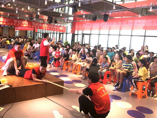 專業(yè)教育是讓孩子遠離溺水的好方式