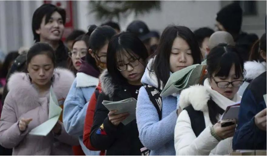 考研失利后就業(yè)更困窘，誰來指點(diǎn)迷津？——團(tuán)干部服務(wù)青年就業(yè)經(jīng)驗(yàn)談