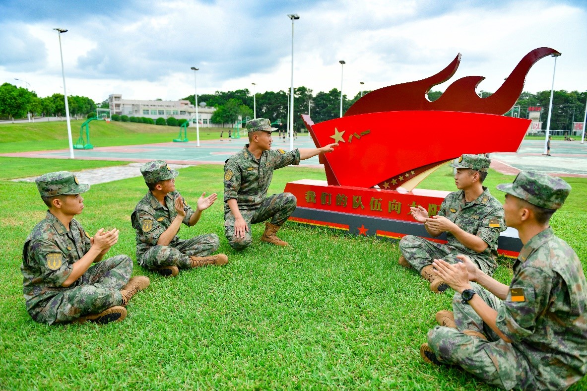 習主席來到我們的戰(zhàn)位 強軍征途 | 火箭軍某部：牢記囑托打造“戰(zhàn)略拳頭”