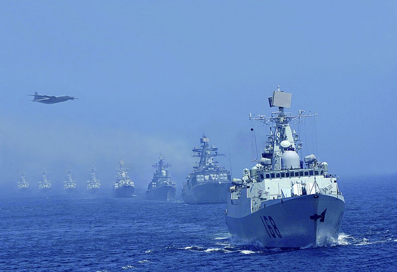 東部戰(zhàn)區(qū)在臺(tái)島周邊?？沼蚪M織的聯(lián)合軍事行動(dòng)成功完成各項(xiàng)任務(wù)