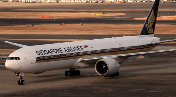 新航一客機因遭遇嚴重氣流顛簸緊急降落 機上死亡人數(shù)升至2人