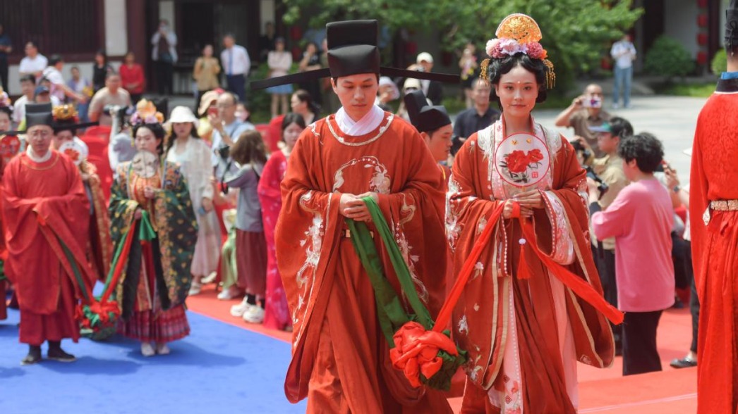 “520”婚俗新風尚