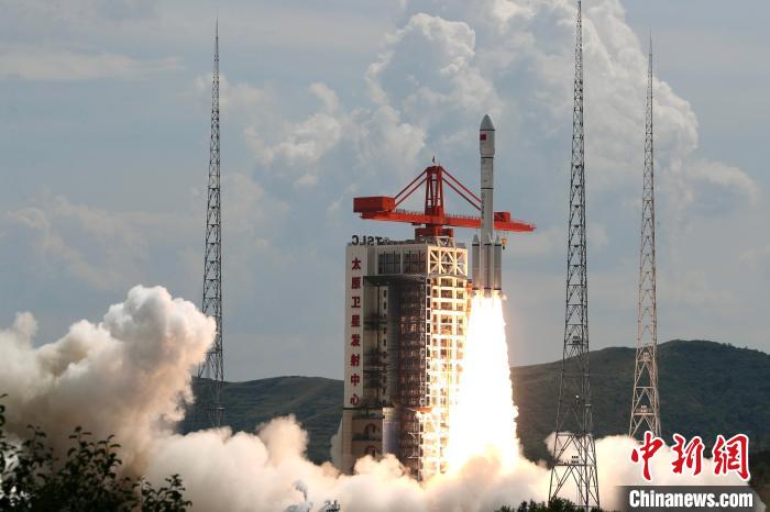 一箭18星 中國(guó)成功發(fā)射千帆極軌01組衛(wèi)星