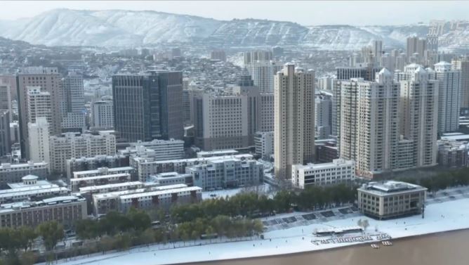 應(yīng)對寒潮降雪 北方多地多措并舉保暖保供