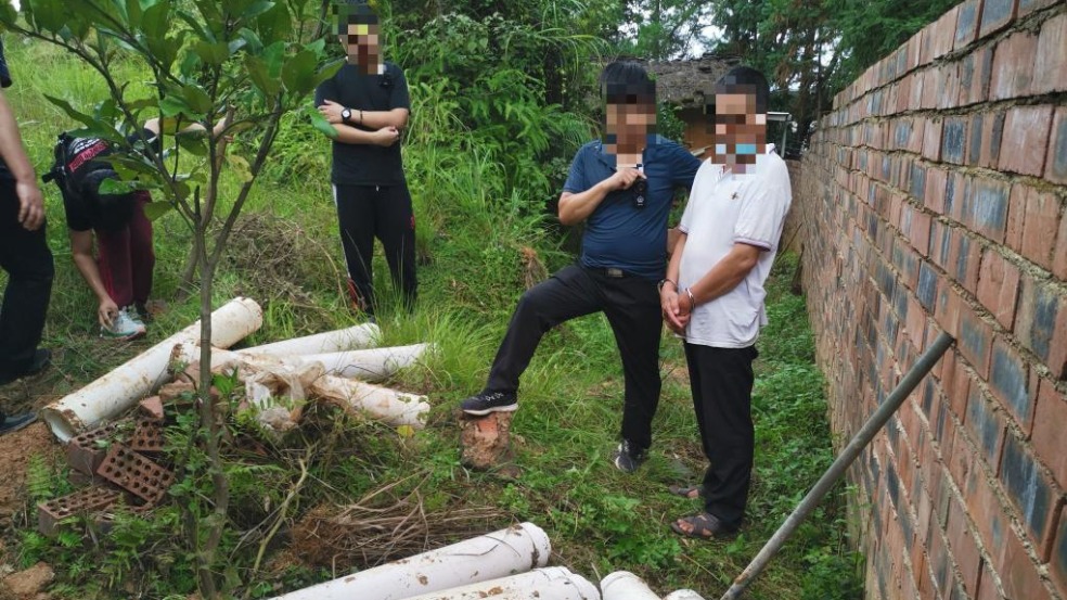 設(shè)窩點(diǎn)、搭平臺(tái)、洗黑錢(qián)……公安部督辦典型案例全鏈條揭示跨境電信詐騙黑幕