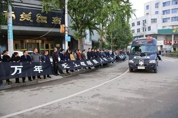 安徽鳳陽縣犧牲民警：41歲拼命三郎，曾累到眼睛玻璃體出血
