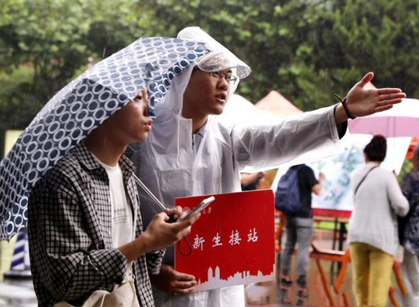 復旦迎來3千名新生亮點很多，卻被質(zhì)疑“妲己”女博士何時有下文